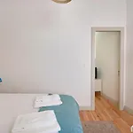 Sunny Apartment In Lisbon!